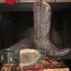 Old Gringo Sample Sale Nadia